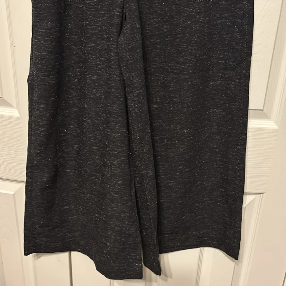 Max Studio Heathered Cropped Wide Leg Trouser - Picture 5 of 14